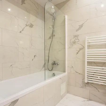 Διαμέρισμα Superbe 3br 8p - Bastille Voltaire *